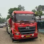 Kencing Tangki' BBM Bersubsidi di Liku Sembilan, 4 Sopir PT Elnusa Petrofin dan Pemilik Warung Diciduk Polisi Kencing Tangki' BBM Bersubsidi di Liku Sembilan, 4 Sopir PT Elnusa Petrofin dan Pemilik Warung Diciduk Polisi
