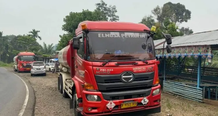 Kencing Tangki' BBM Bersubsidi di Liku Sembilan, 4 Sopir PT Elnusa Petrofin dan Pemilik Warung Diciduk Polisi