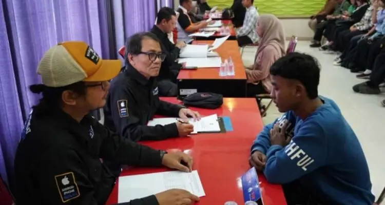 Latih 112 Warga Jadi Wirausaha dan Tenaga Kerja Siap Pakai, Pemkot Blitar Manfaatkan DBHCHT Latih 112 Warga Jadi Wirausaha dan Tenaga Kerja Siap Pakai, Pemkot Blitar Manfaatkan DBHCHT