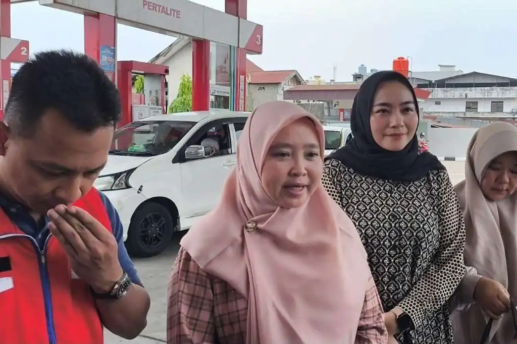 Respon Keluhan Kendaraan Warga Mogok Massal, Pemprov dan Pertamina Cek Kualitas Pertalite Respon Keluhan Kendaraan Mogok Massal, Pemprov dan Pertamina Cek Kualitas Pertalite