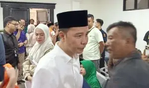 Suap Proyek Rejang Lebong, Bupati Nonaktif Dituntut 5 Tahun Penjara, Hak Politik Dicabut Suap Proyek Rejang Lebong, Bupati Nonaktif Dituntut 5 Tahun Penjara, Hak Politik Dicabut