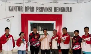 Usin Sembiring Pacu Kesiapan Karateka Bengkulu Tembus Kancah Internasional Usin Sembiring Pacu Kesiapan Karateka Bengkulu Tembus Kancah Internasional